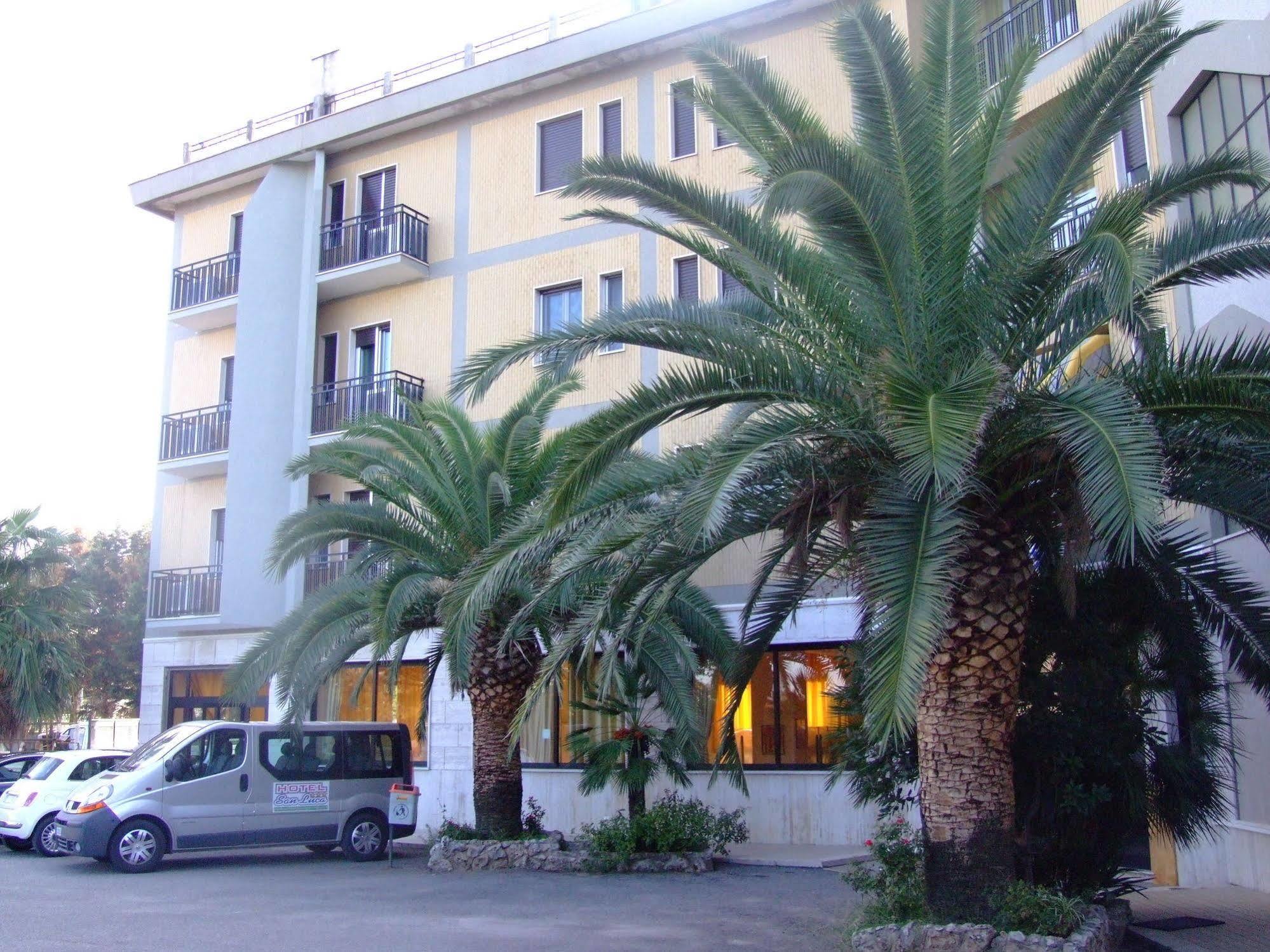 Hotel San Luca Rossano Zewnętrze zdjęcie